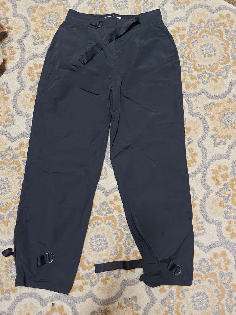 Oak + Fort black cropped joggers